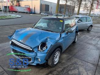 Auto da rottamare Mini Cooper Mini (R56), Hatchback, 2006 / 2013 1.6 16V Cooper 2012/5