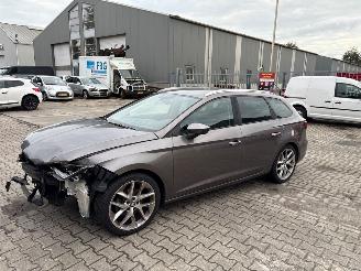 Seat Leon 1.4 TSI ACT 16V Combi/o 4Dr Benzine 1.395cc 110kW (150pk) FWD 2014-05/2020-08  CZEA picture 2
