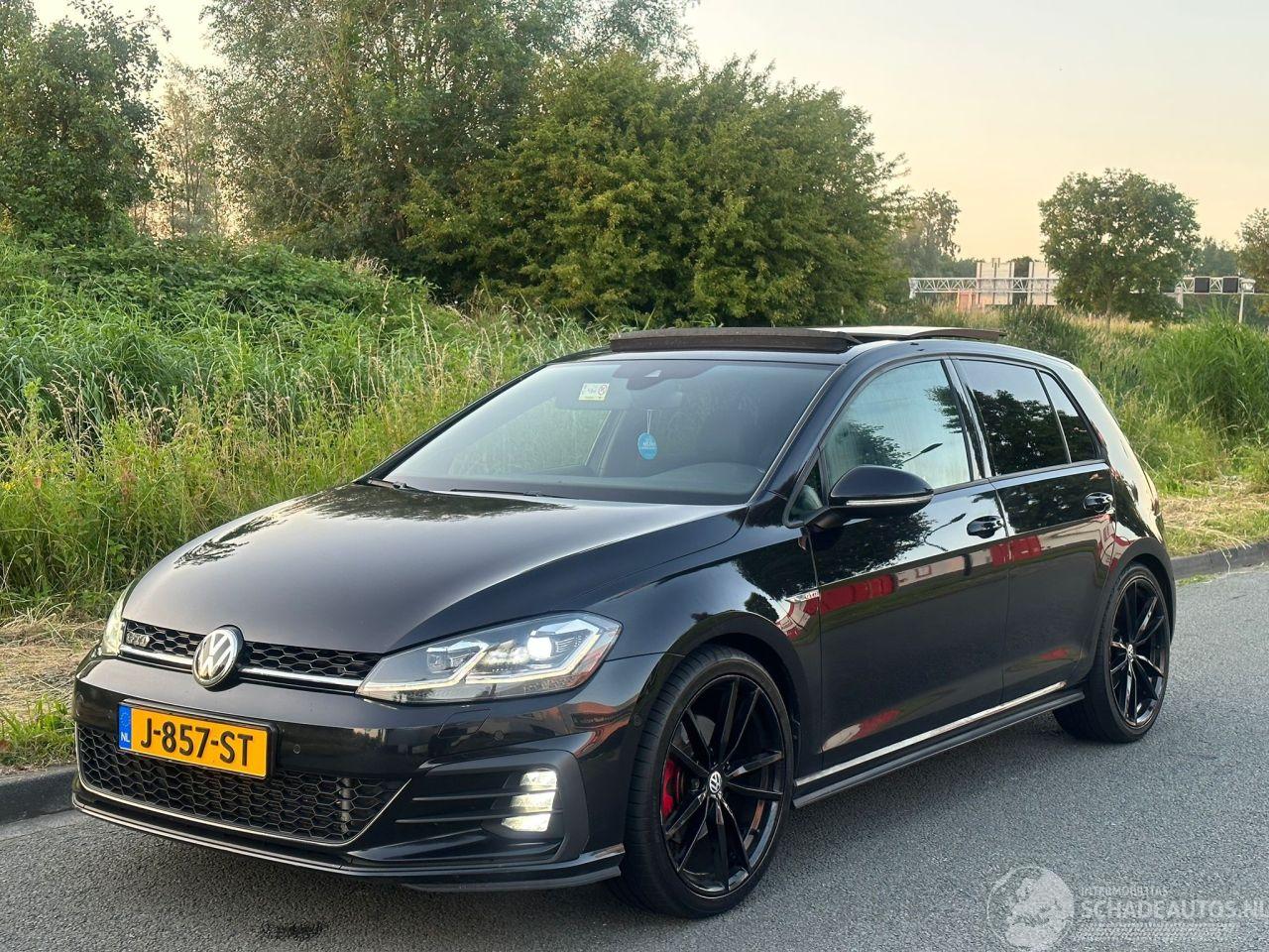 Volkswagen Golf 2.0 TDI GTD/BOMVOL OPTIES/