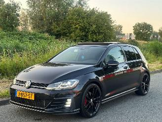 krockskadad bil auto Volkswagen Golf 2.0 TDI GTD/BOMVOL OPTIES/ 2018/8