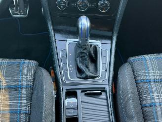 Volkswagen Golf 1.4 TSI GTE PANO picture 7