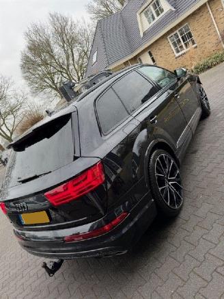 damaged passenger cars Audi SQ7 4.0 TDI SQ7 Quattro Pro Line plus 2017/1