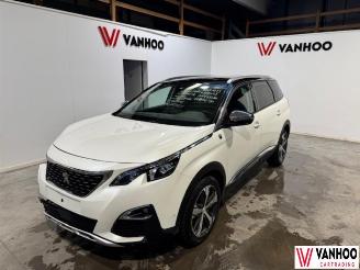 Damaged car Peugeot 5008  2019/5