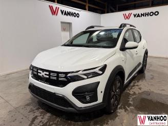 Schadeauto Dacia Sandero  2025/2