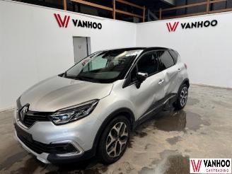 Schadeauto Renault Captur  2019/8