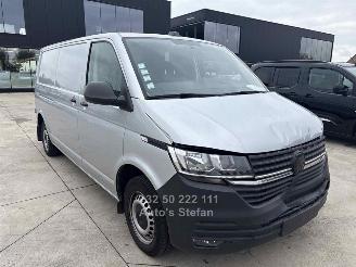 krockskadad bil auto Volkswagen Transporter TRANSPORTER 2020/9