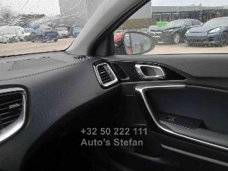 Kia Cee d  picture 10