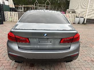 damaged passenger cars BMW 5-serie E-DRIVE  FULL-FULL-OPTION 2017/8