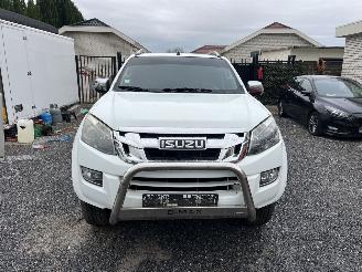 škoda osobní automobily Isuzu D-Max DOPPEL-CABINE  AUTOMATIC 2016/2