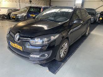 damaged passenger cars Renault Mégane 1.5 Dci Limited 110PK!!! 2016/4