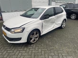 skadebil auto Volkswagen Polo 1.4-16V DSG Comfortline 2009/11