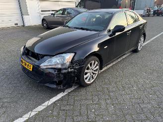 skadebil auto Lexus IS 220d Business 2007/1