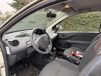 Renault Twingo 1.2 16V Collection picture 15