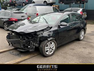 Auto da rottamare Kia Cee d Ceed Sportswagon (CDF), Combi 5-drs, 2018 1.6 CRDi 16V VGT 2019/8