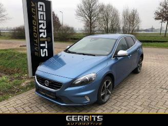 Volvo V-40 V40 (MV), Hatchback 5-drs, 2012 / 2019 2.0 D2 16V picture 2