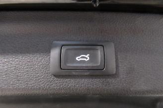 Audi Q3 SUV picture 20