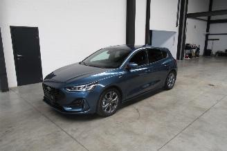 Coche accidentado Ford Focus ST-LINE 2025/4