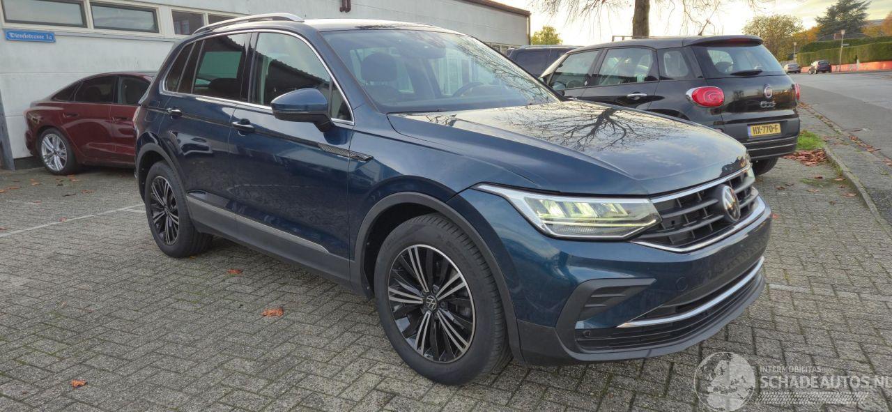 Volkswagen Tiguan 1.5L TSFI Life*Automaat*LED*DAB*ACC*Camera*Digitaal Cockpit*