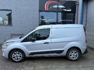 skadebil bedrijf Ford Transit Connect FORD TRANSIT 1.5D AUTOMAAT 2019 2019/9