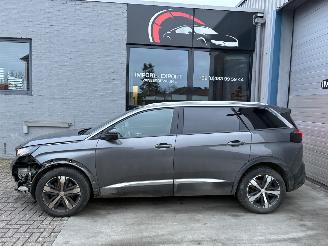 Schadeauto Peugeot 5008 PEUGEOT 5008 1.5D 2023 7 ZIT 2023/5
