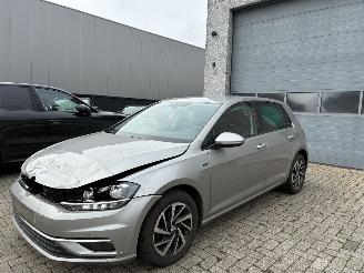 Unfallwagen Volkswagen Golf VW GOLF 7 1.6TDI DSG 2020 2020/2