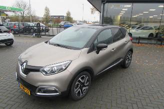 Voiture accidenté Renault Captur 1.2 TCe Dynamique Automaat 2014/4