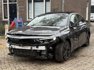 Unfallwagen Opel Astra hybrid 1.6 ULTIMATE 132 kw AUTOMAAT NEW MODEL 2023/1
