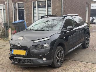 krockskadad bil auto Citroën C4 cactus 1.2 PureTech One-Tone AUTOMAAT 2018/1