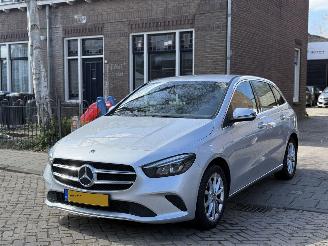Unfallwagen Mercedes B-klasse B200 / AUTOMAAT 2019/1