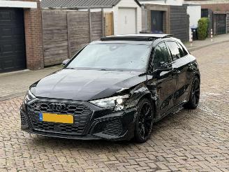 krockskadad bil auto Audi S3 SPORTBACK 310 PK PANO 2021/1