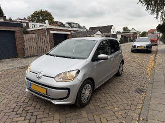 Schadeauto Volkswagen Up! 1.0 move up bluemotion 2014/1