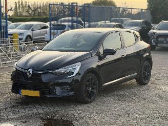 uszkodzony samochody osobowe Renault Clio 1.0 Tce Zen 2020/1