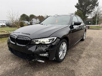 Vaurioauto  passenger cars BMW 3-serie 330e M PAKKET DAK BTW! 2020/1