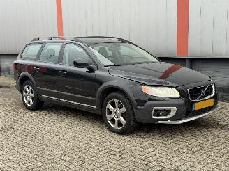 Vaurioauto  passenger cars Volvo Xc-70 2.4 D5 AUTOMAAT 2009/1