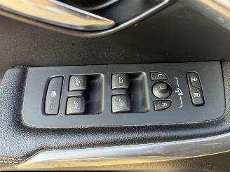 Volvo V-40 2.0 D2 R Design picture 19