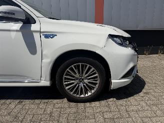 Mitsubishi Outlander 2.5 PHEV Intense + picture 6