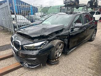 Avarii autoturisme BMW 1-serie 1.5 116D 2021/1