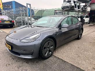 damaged passenger cars Tesla Model 3 LONG RANGE DUAL MOTOR ADW 75 KWH 2021/11