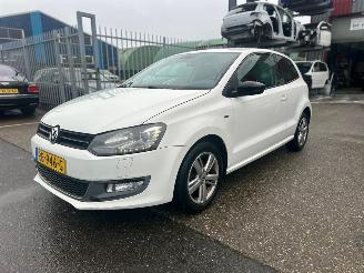 Schadeauto Volkswagen Polo 1.2 TSI HIGHLINE 2012/7
