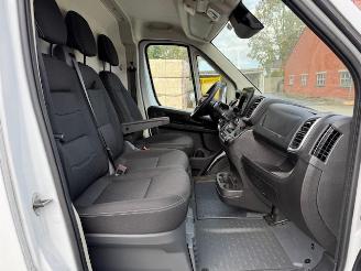 Peugeot Boxer AUTOMATIC picture 11