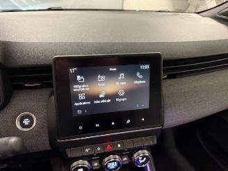 Renault Clio  picture 14