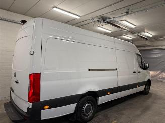 Mercedes Sprinter  picture 8