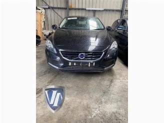 Auto da rottamare Volvo V-40 V40 (MV), Hatchback 5-drs, 2012 / 2019 2.0 D2 16V 2015/9