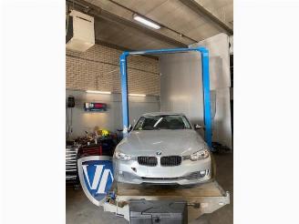 rozbiórka samochody osobowe BMW 3-serie 3 serie (F30), Sedan, 2011 / 2018 320d 2.0 16V EfficientDynamicsEdition 2013/6