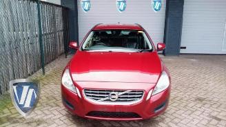 Auto da rottamare Volvo V-60 V60 I (FW/GW), Combi, 2010 / 2018 2.0 D3 20V 2013