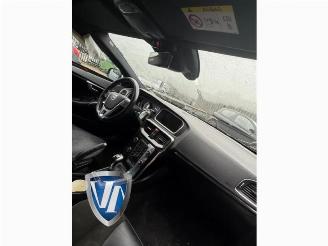 Volvo V-40 V40 (MV), Hatchback 5-drs, 2012 / 2019 2.0 D2 16V picture 5