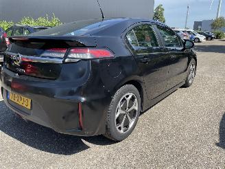 krockskadad bil auto Opel Ampera 1.4 plug in 2012/9