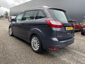 skadebil auto Ford C-Max 1.6 7pers. 2011/7