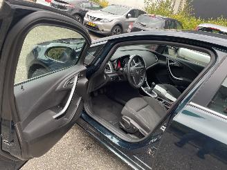 Opel Astra 1.4T picture 8