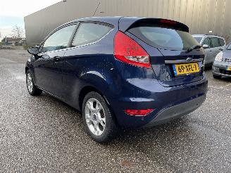 uszkodzony samochody osobowe Ford Fiesta 1.2 titanium 2012/4